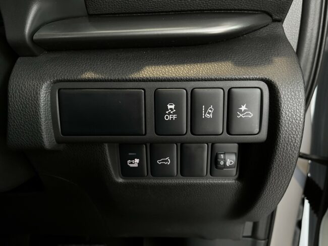 2023 Mitsubishi Eclipse Cross Sport Phev/4Wd/At - Image 12