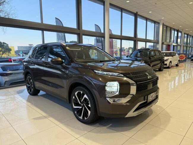 2023 Mitsubishi Outlander Xls 2.5P/Cvt