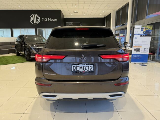 2023 Mitsubishi Outlander Xls 2.5P/Cvt - Image 6
