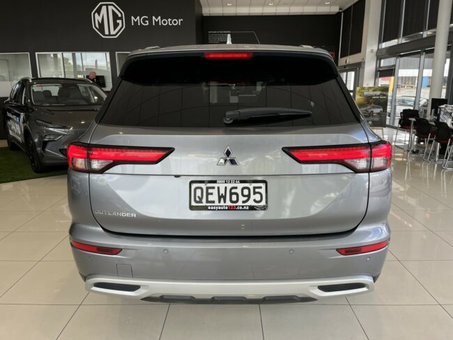 2023 Mitsubishi Outlander Xls 2.5P/Cvt - Image 6