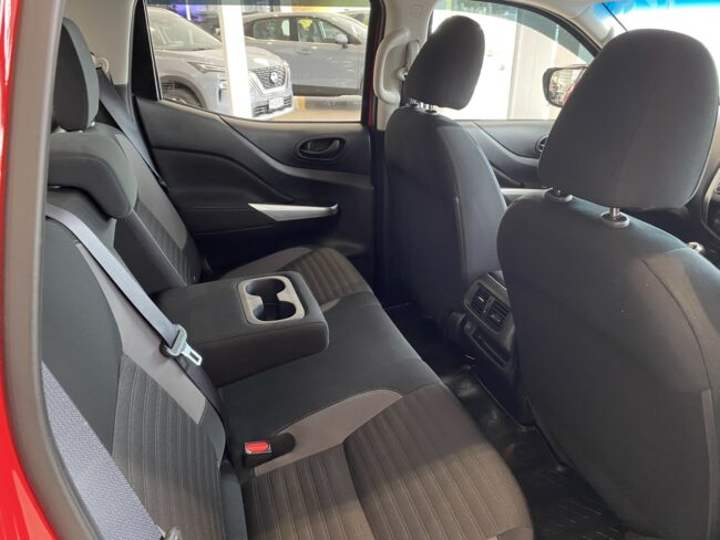 2023 Nissan Navara Sl 2.3D/6Mt - Image 12
