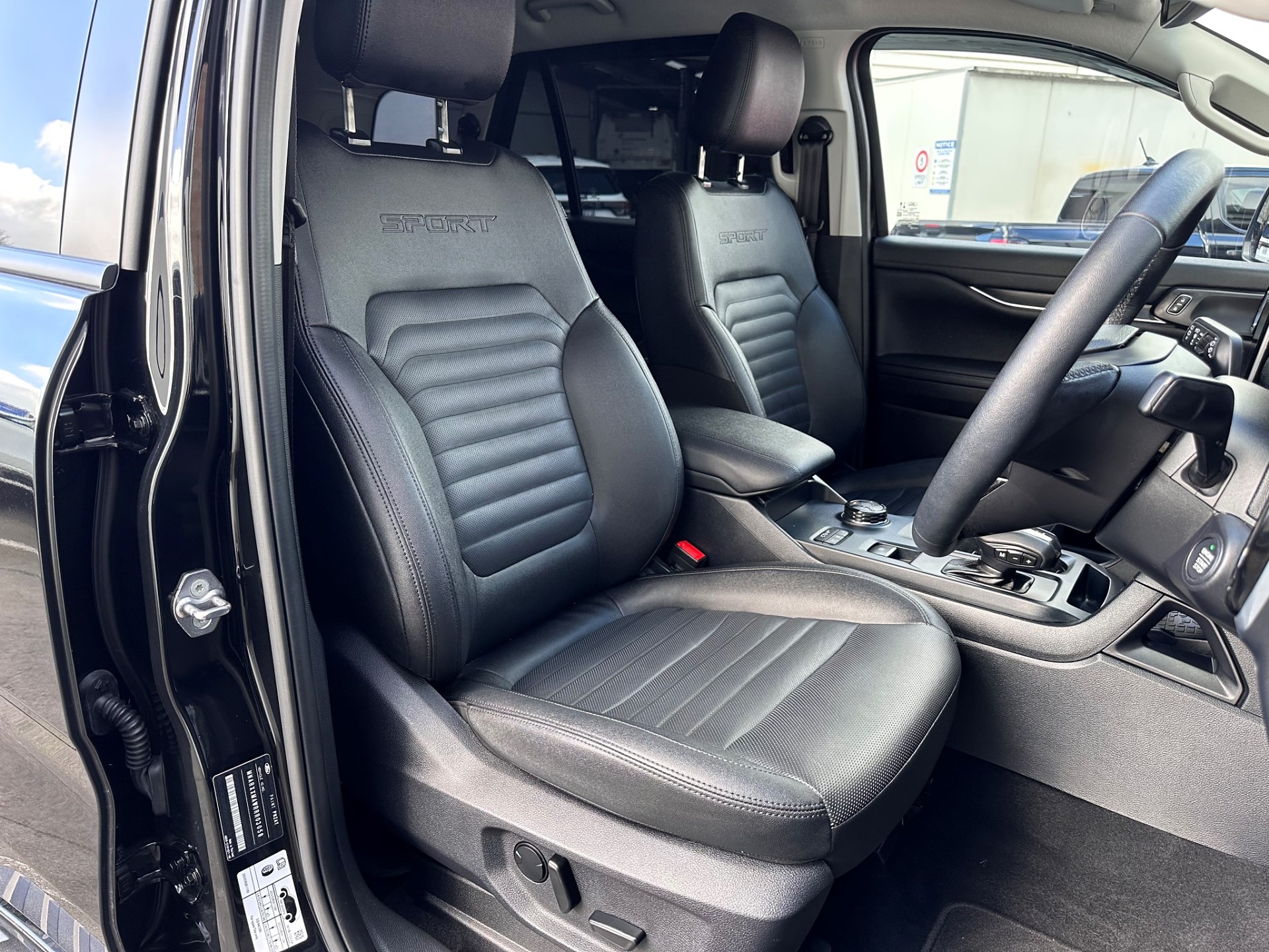 2024 Ford Everest Sport - Image 15