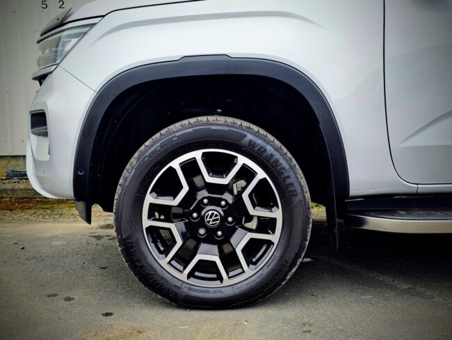 2024 Volkswagen Amarok Aventura - Image 7