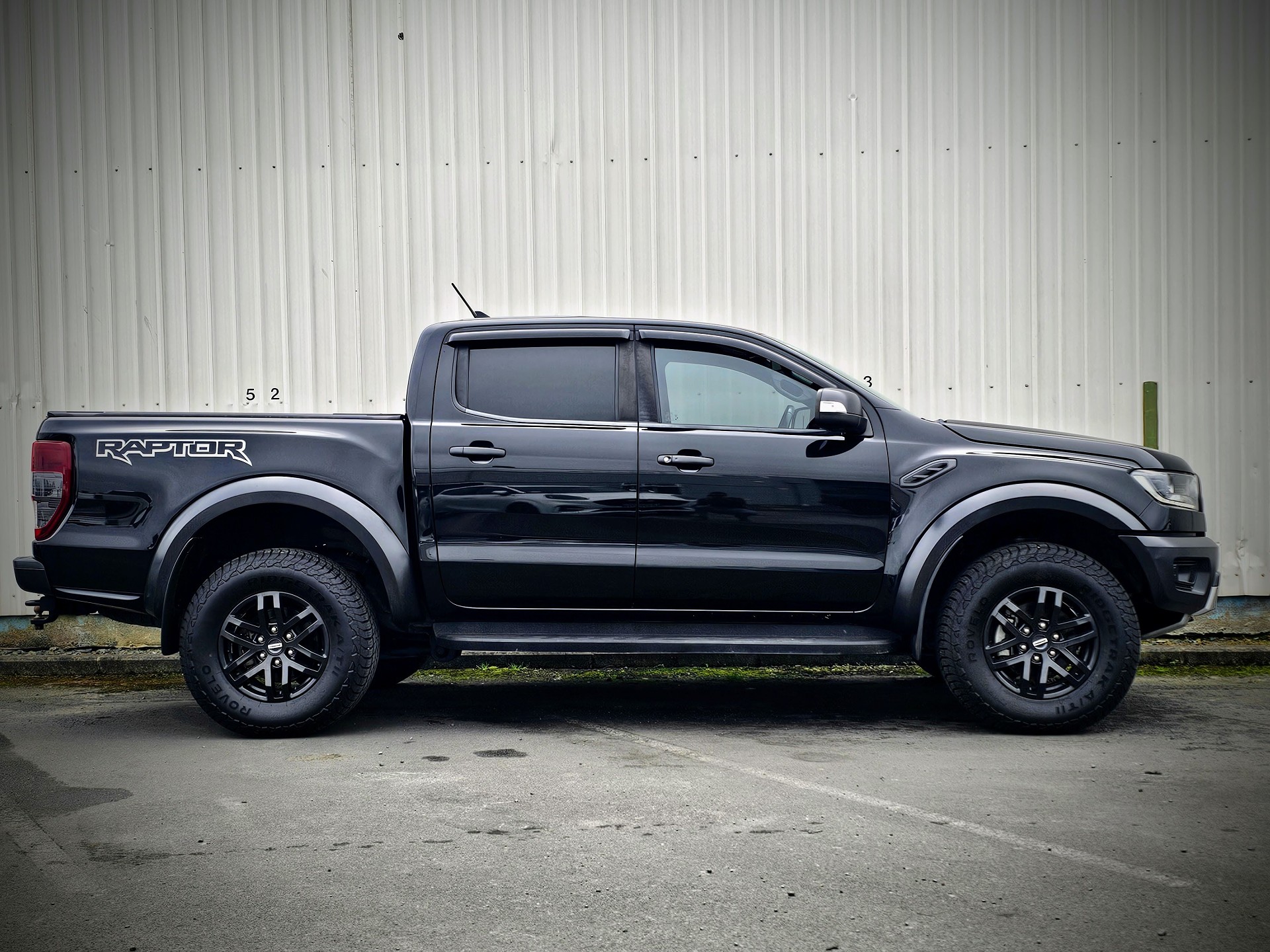 2021 Ford Ranger Raptor - Image 2