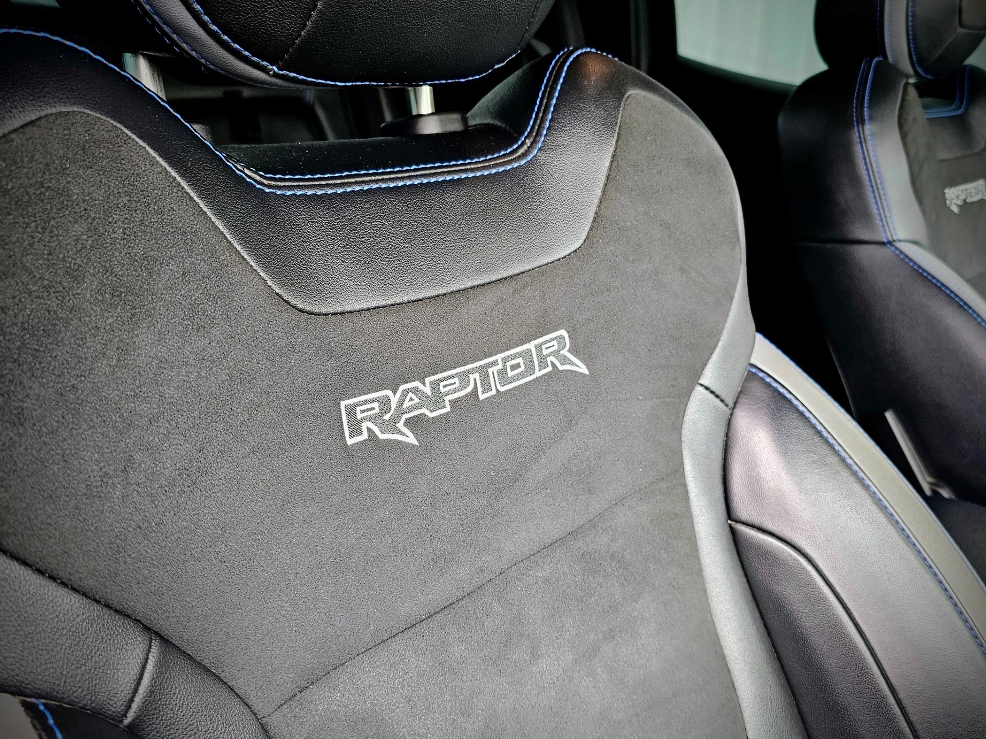 2021 Ford Ranger Raptor - Image 15