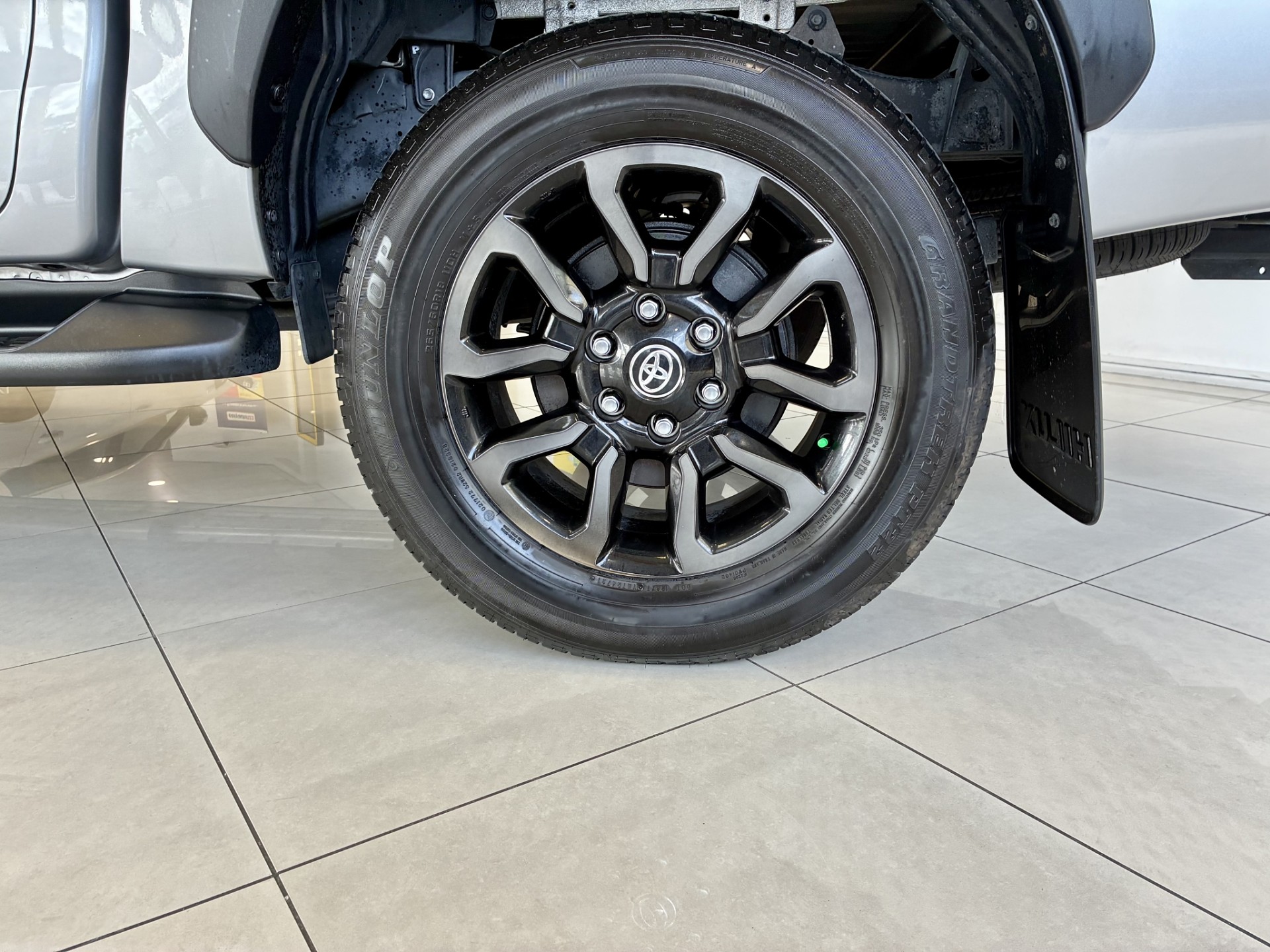 2022 Toyota Hilux 2.8L TD SR5 Cruiser NZ New - Image 9