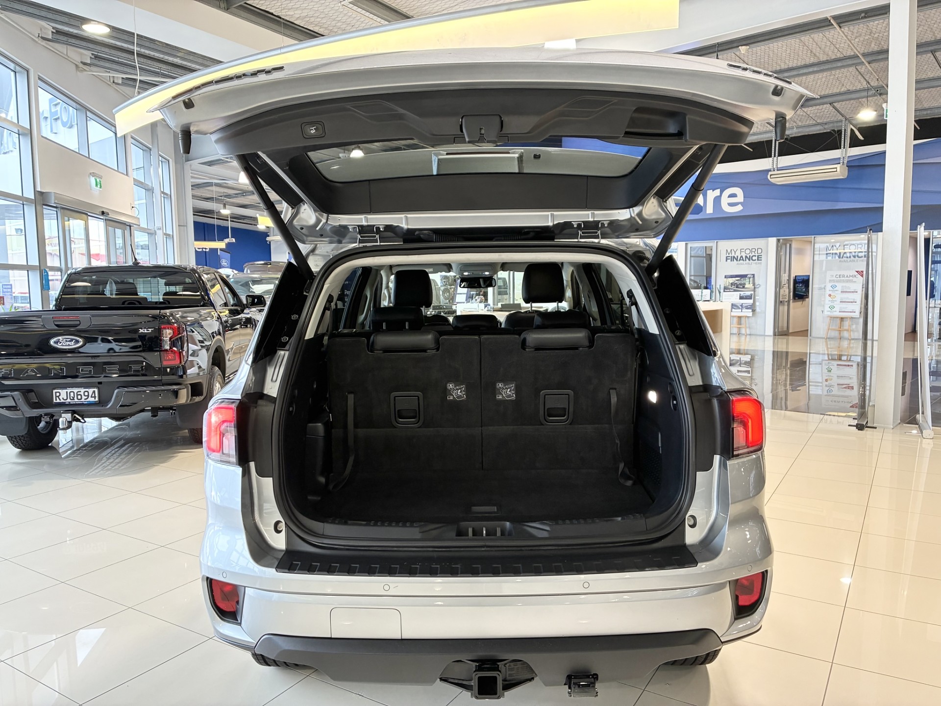 2023 Ford Everest Sport 2.0 Bi-Turbo AWD - Image 7