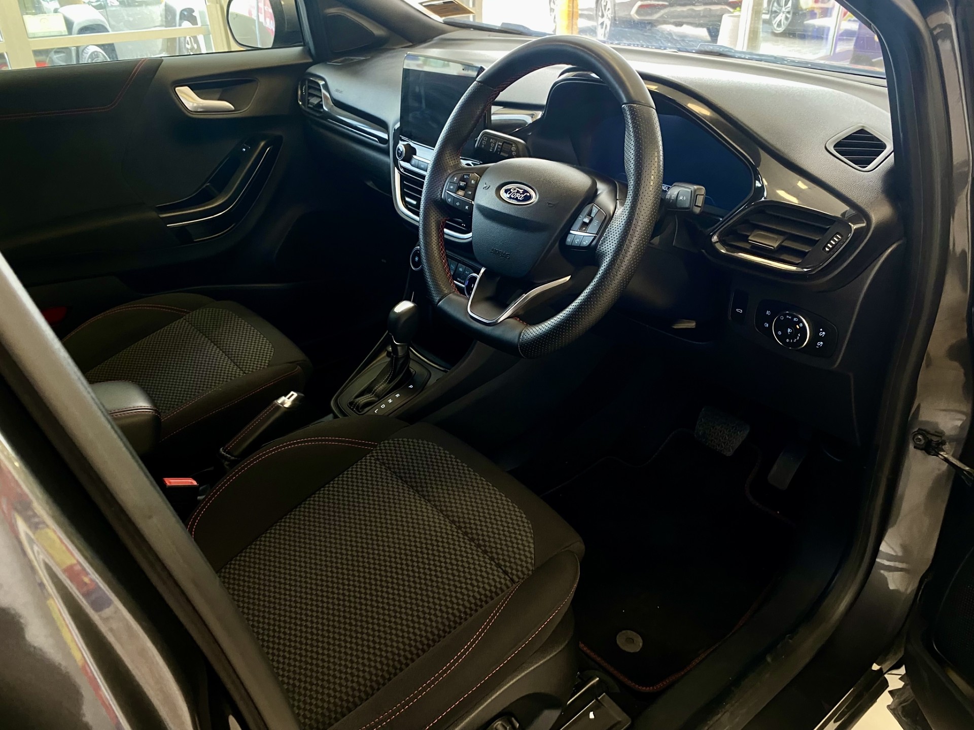 2023 Ford Puma ST-Line 1.0L Hybrid - Image 11