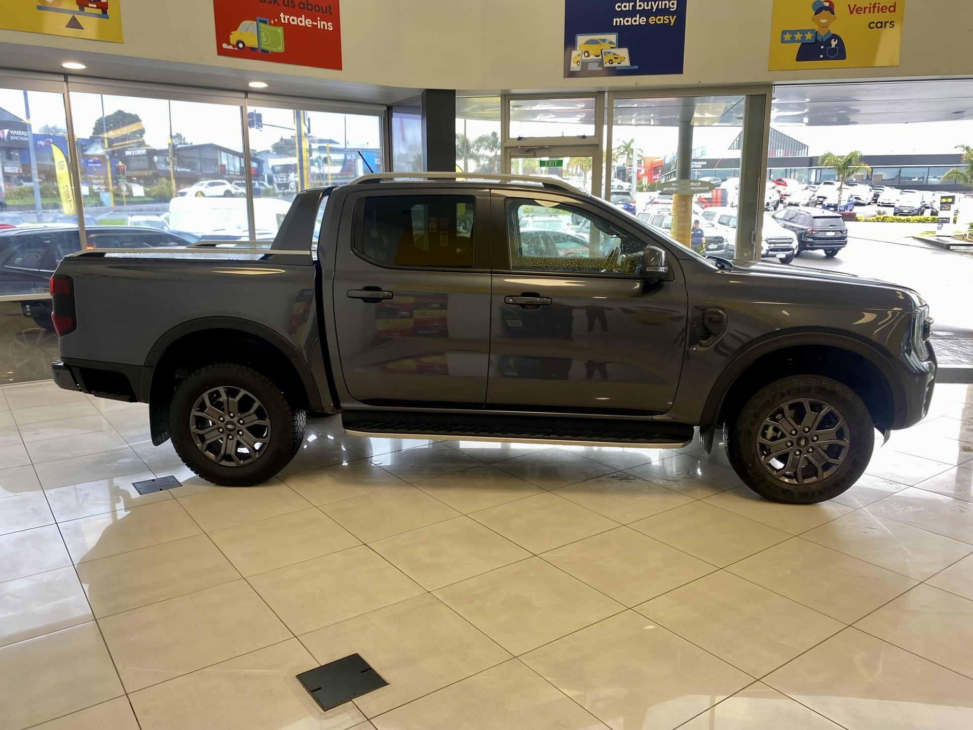 2023 Ford Ranger Wildtrak 2.0L Bi-Turbo 4WD - Image 5
