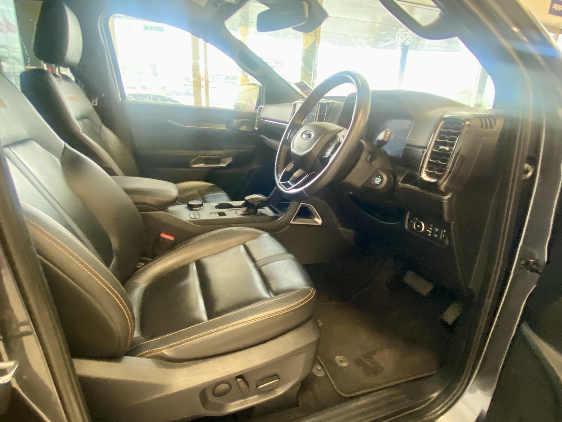 2023 Ford Ranger Wildtrak 2.0L Bi-Turbo 4WD - Image 11