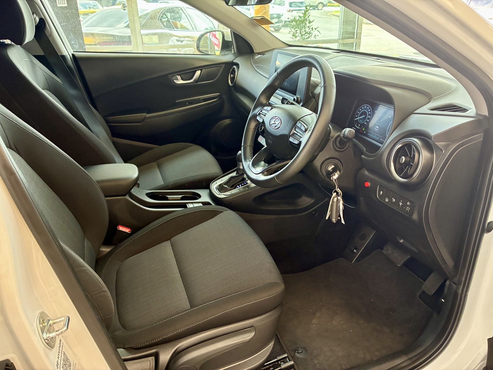 2023 Hyundai Kona 1.6 Hybrid NZ New - Image 10