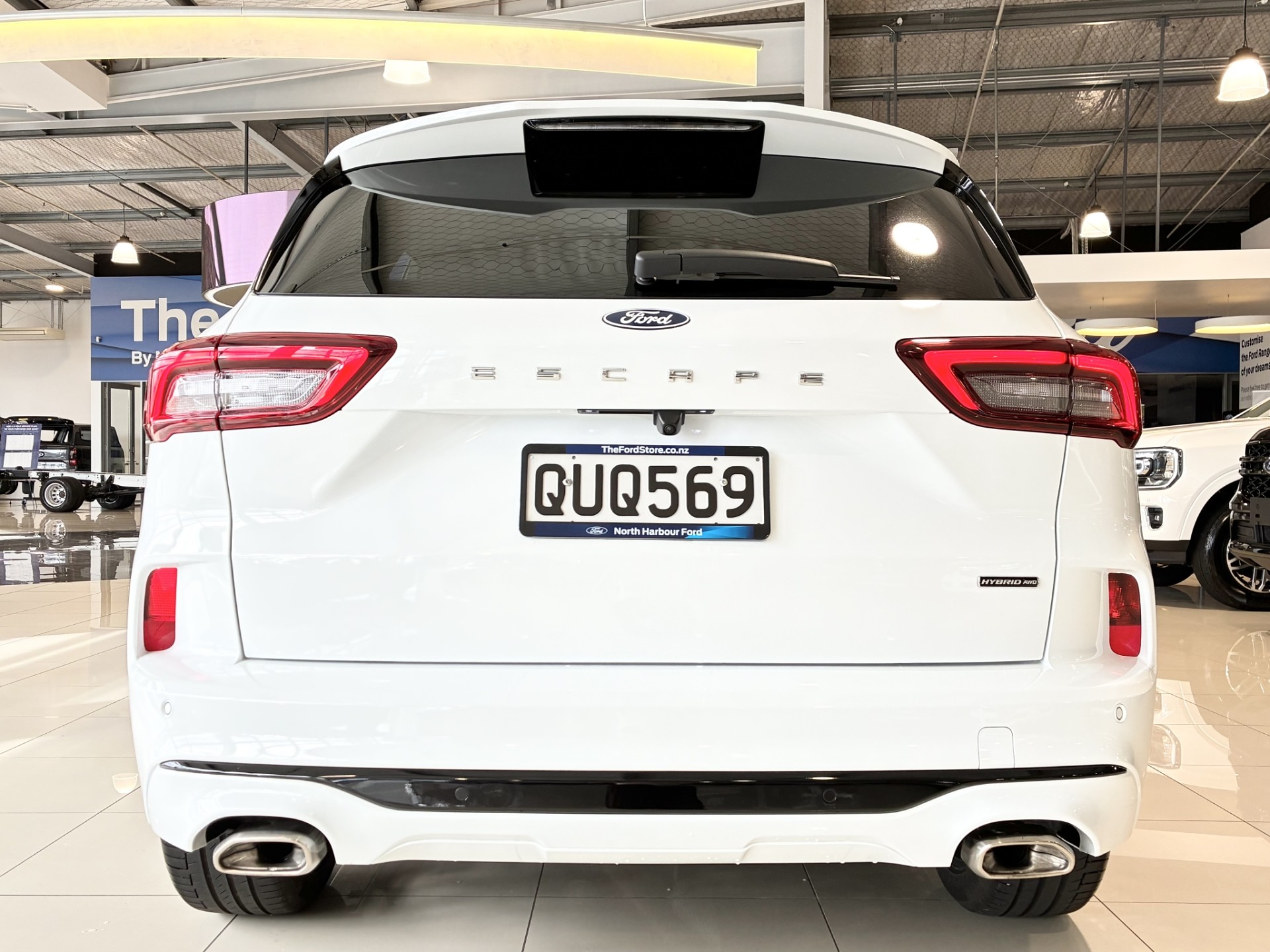 2024 Ford Escape ST X AWD HYBRID - Image 9