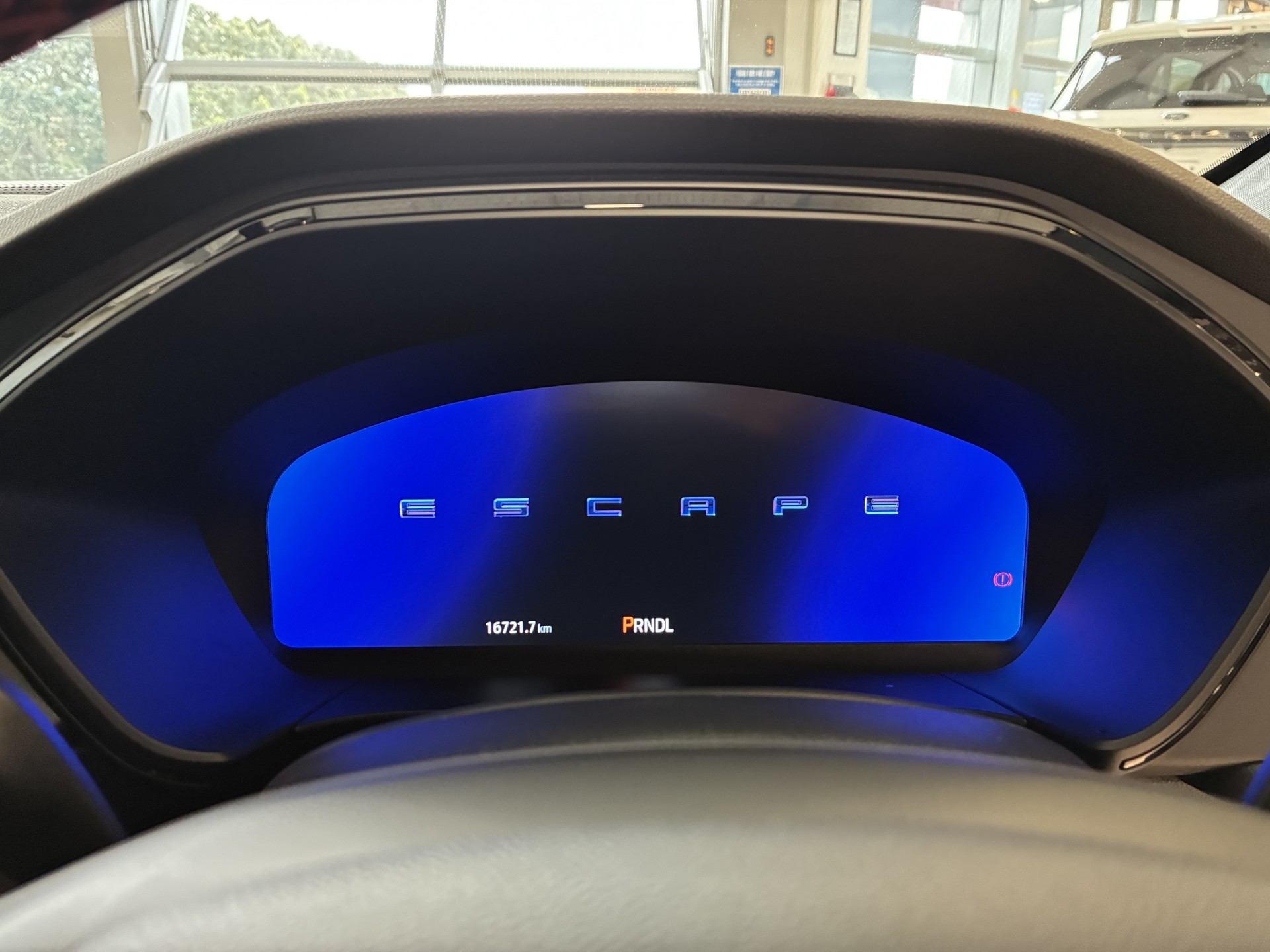 2024 Ford Escape ST X AWD HYBRID - Image 13