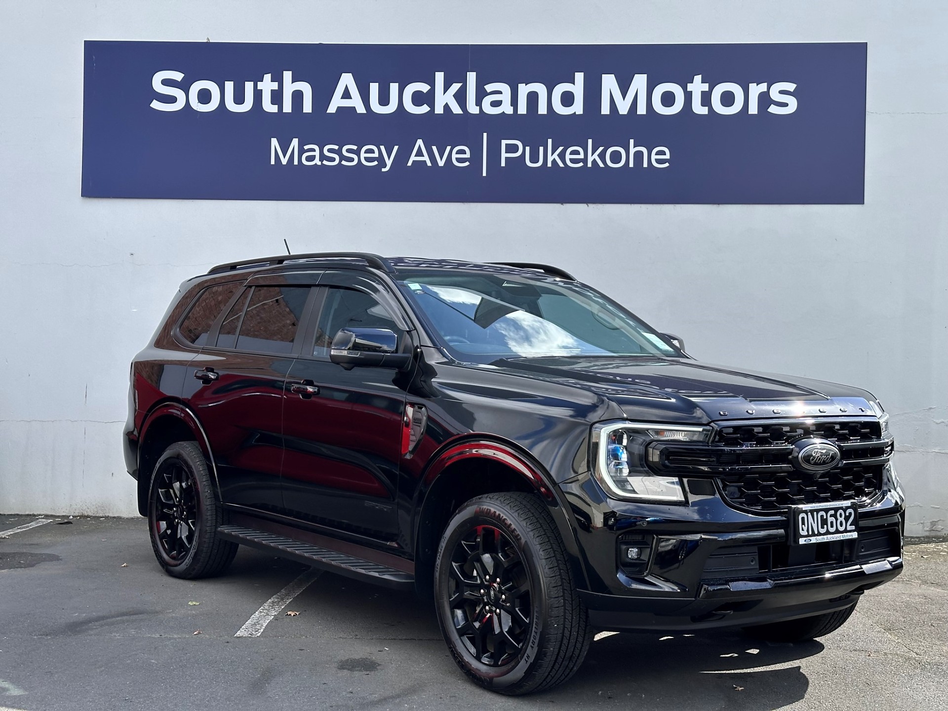 2024 Ford Everest Sport - Image 3