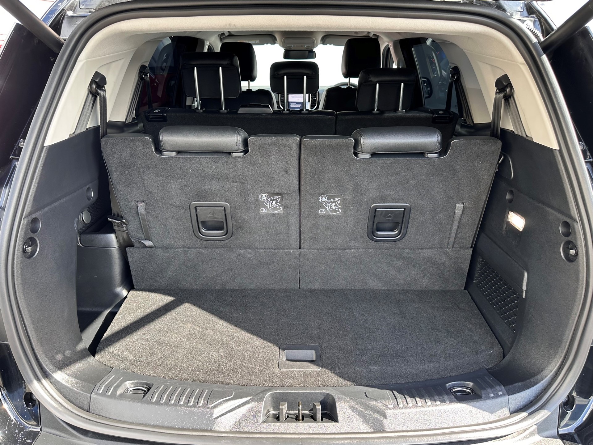 2024 Ford Everest Sport - Image 10