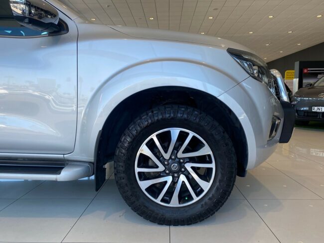 2021 Nissan Navara St-X 2.3D/7Am/Ut/4Dr - Image 4