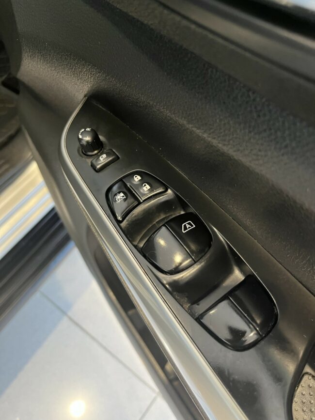 2021 Nissan Navara St-X 2.3D/7At - Image 13