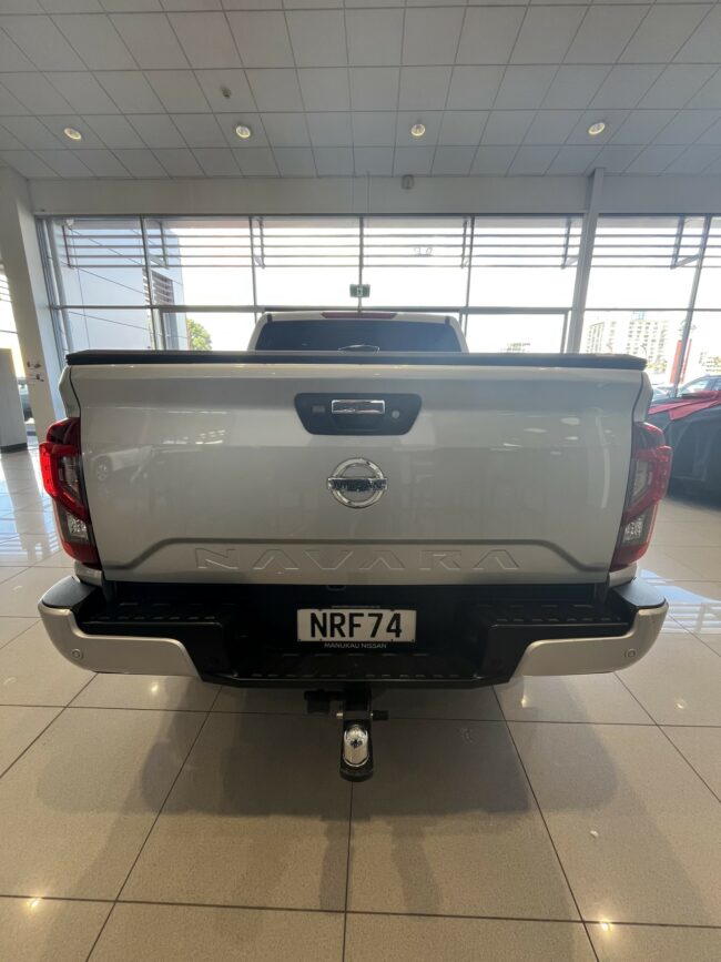 2021 Nissan Navara St-X 2.3D/7At - Image 6