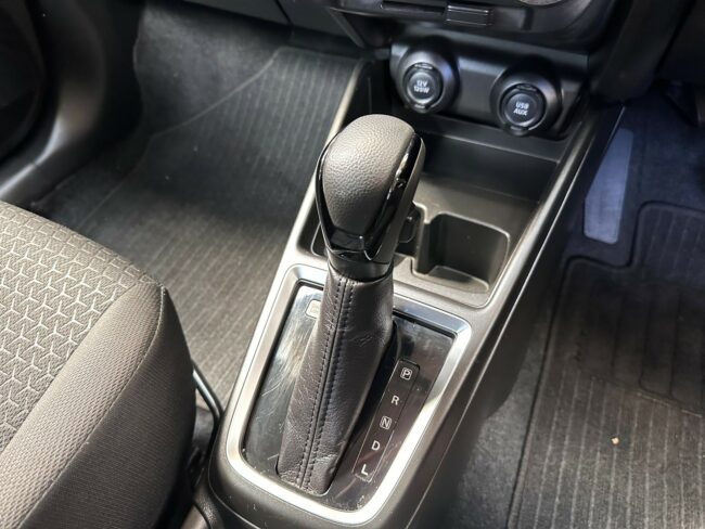 2021 Suzuki Swift GLX Hybrid - Image 15