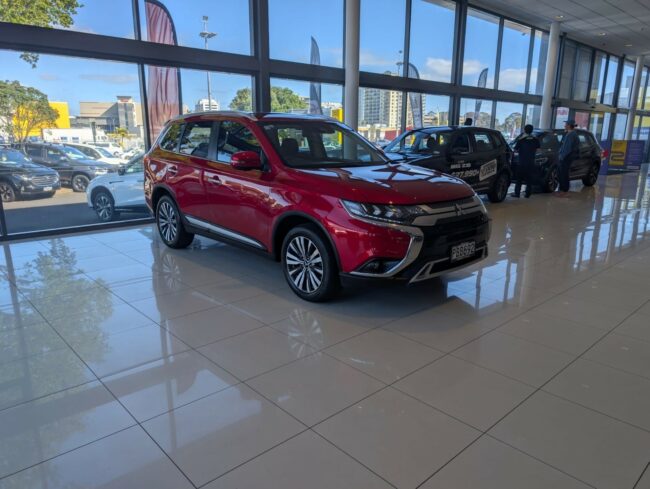 2022 Mitsubishi Outlander Vrx 2.4P/4Wd/Cvt