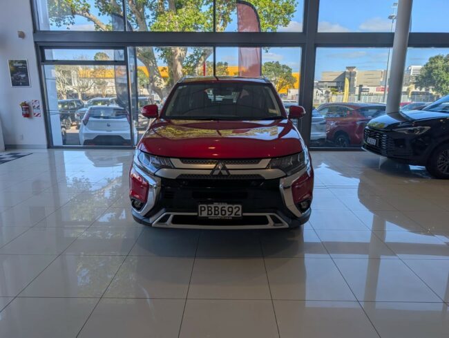 2022 Mitsubishi Outlander Vrx 2.4P/4Wd/Cvt - Image 2