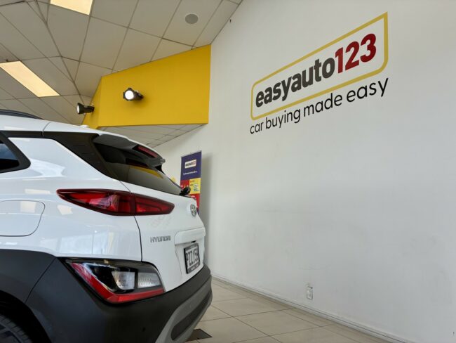 2023 Hyundai Kona 1.6 Hybrid NZ New - Image 7