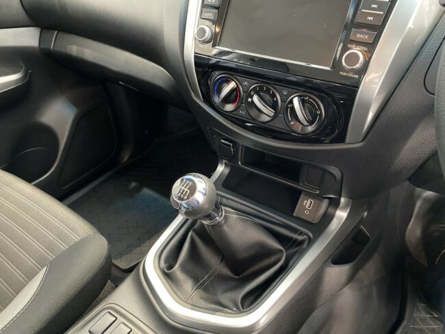 2023 Nissan Navara Sl 2.3D/6Mt - Image 14