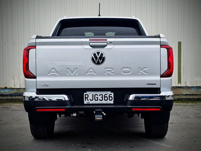 2024 Volkswagen Amarok Aventura - Image 3