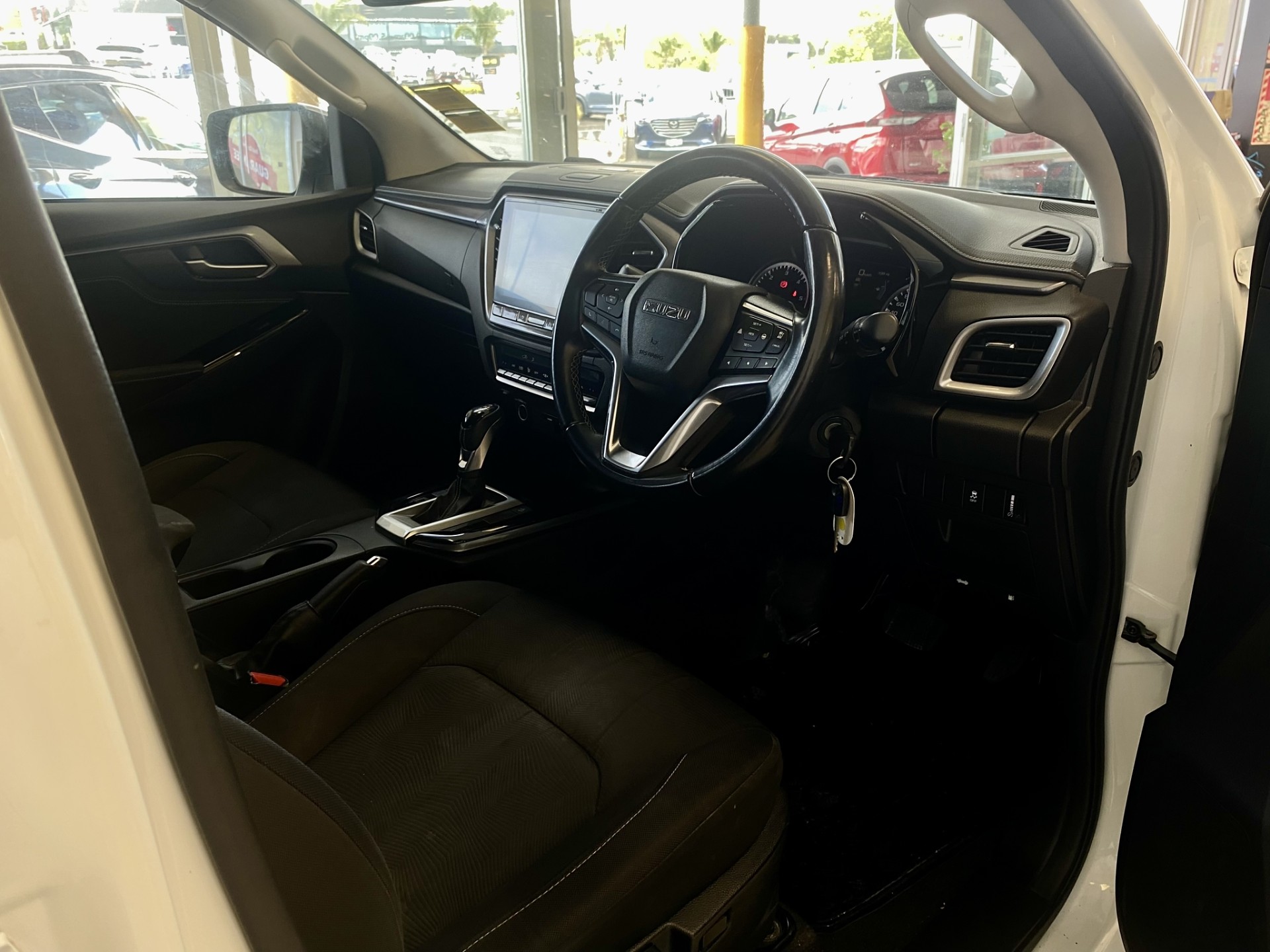 2021 Isuzu D-Max 3.0L DT LS D/Cab NZ New - Image 11