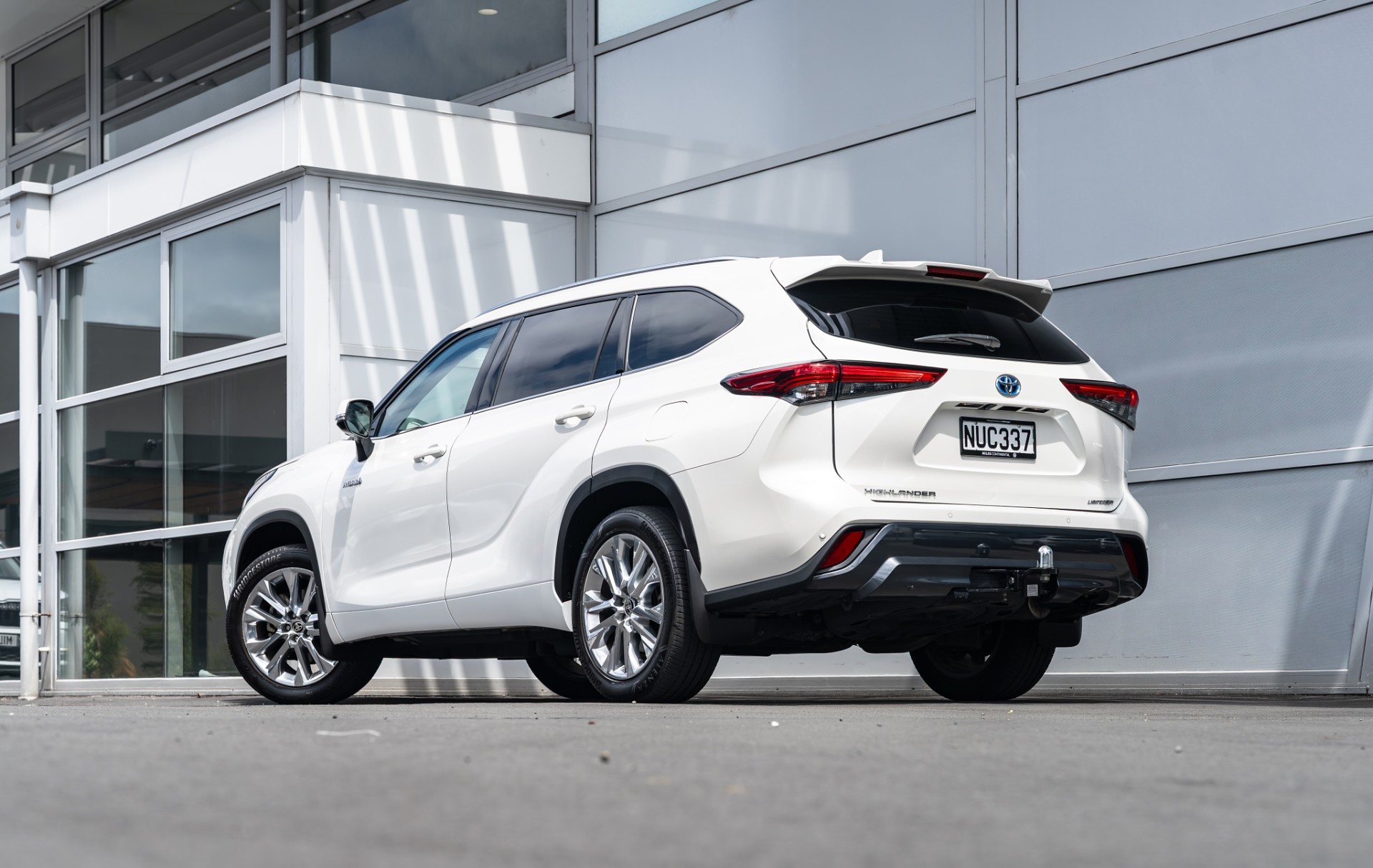 2021 Toyota Highlander Limited 142kW Petrol Hybrid Auto 4WD - Image 3