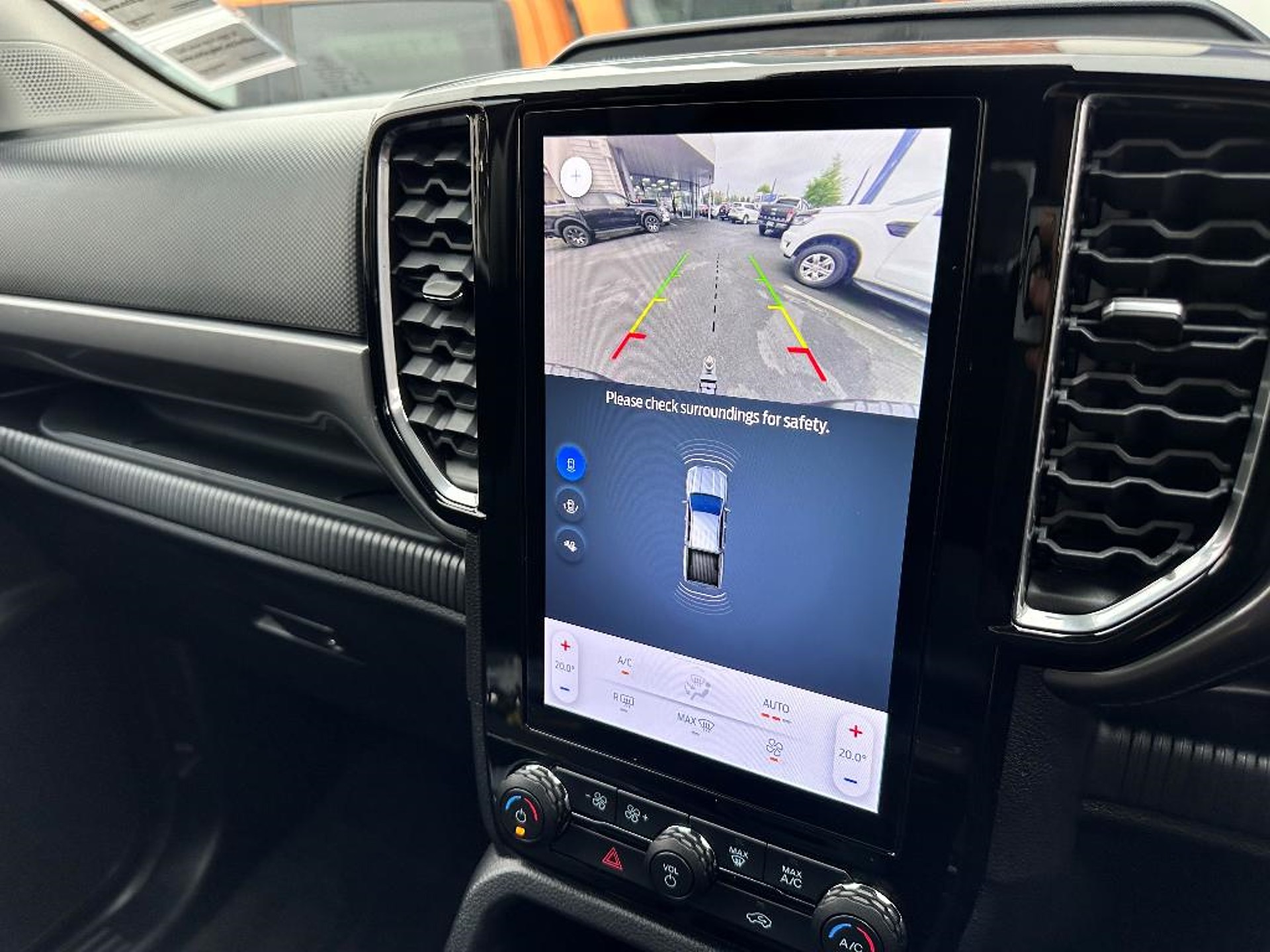 2022 Ford Ranger XLT 4x2 Double Cab - Image 17