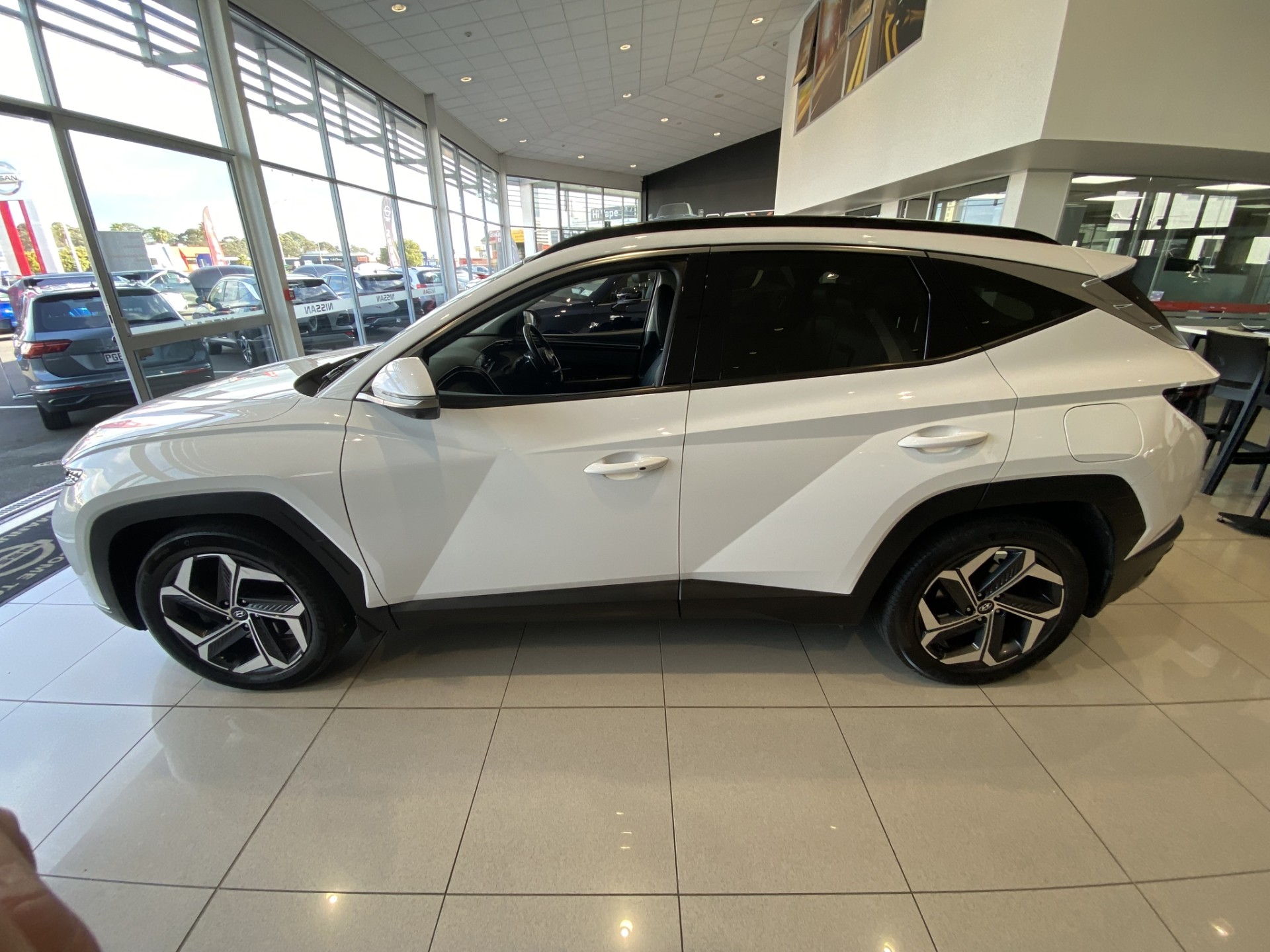 2022 Hyundai Tucson 1.6T Limited Awd 1.6 - Image 4
