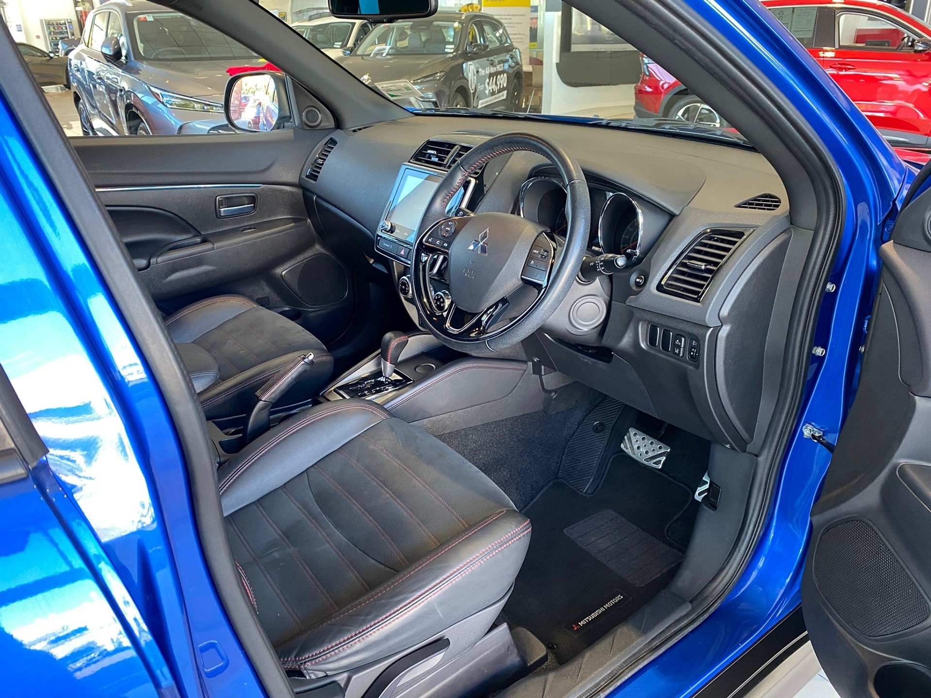 2022 Mitsubishi ASX Blk 2.0P/Cvt - Image 9