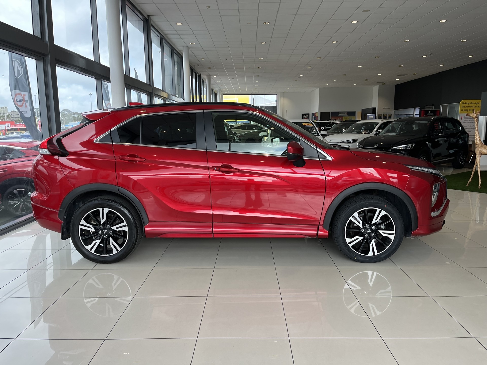 2022 Mitsubishi Eclipse Cross VRX 1.5PT /4WD Auto - Image 3