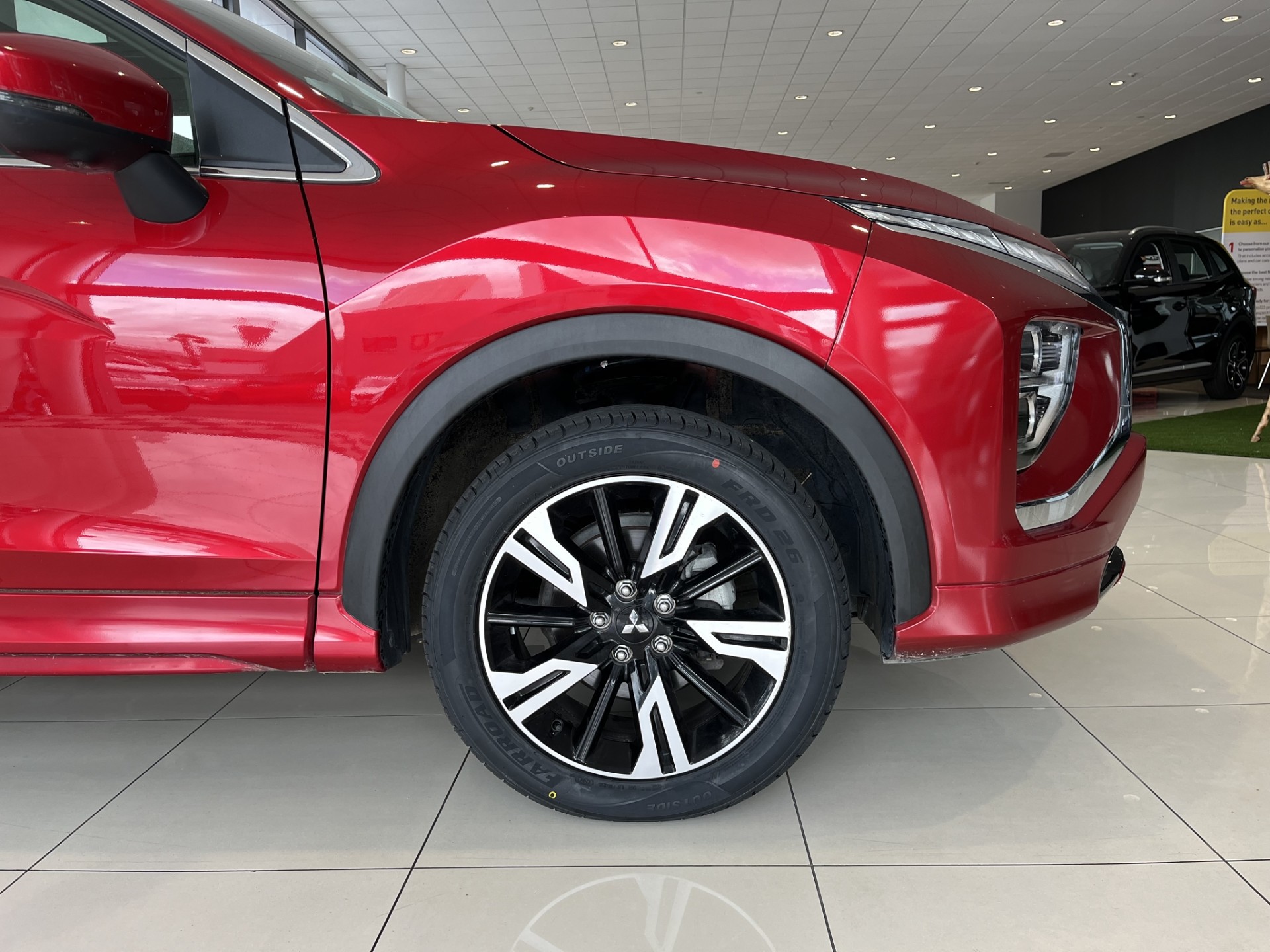 2022 Mitsubishi Eclipse Cross VRX 1.5PT /4WD Auto - Image 7