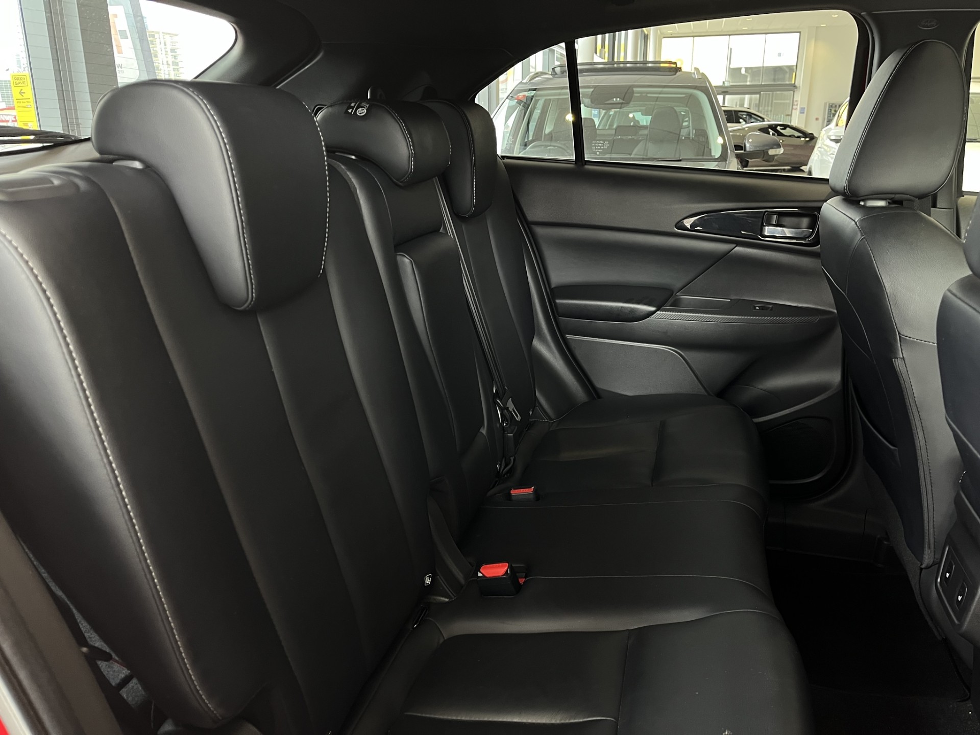 2022 Mitsubishi Eclipse Cross VRX 1.5PT /4WD Auto - Image 18