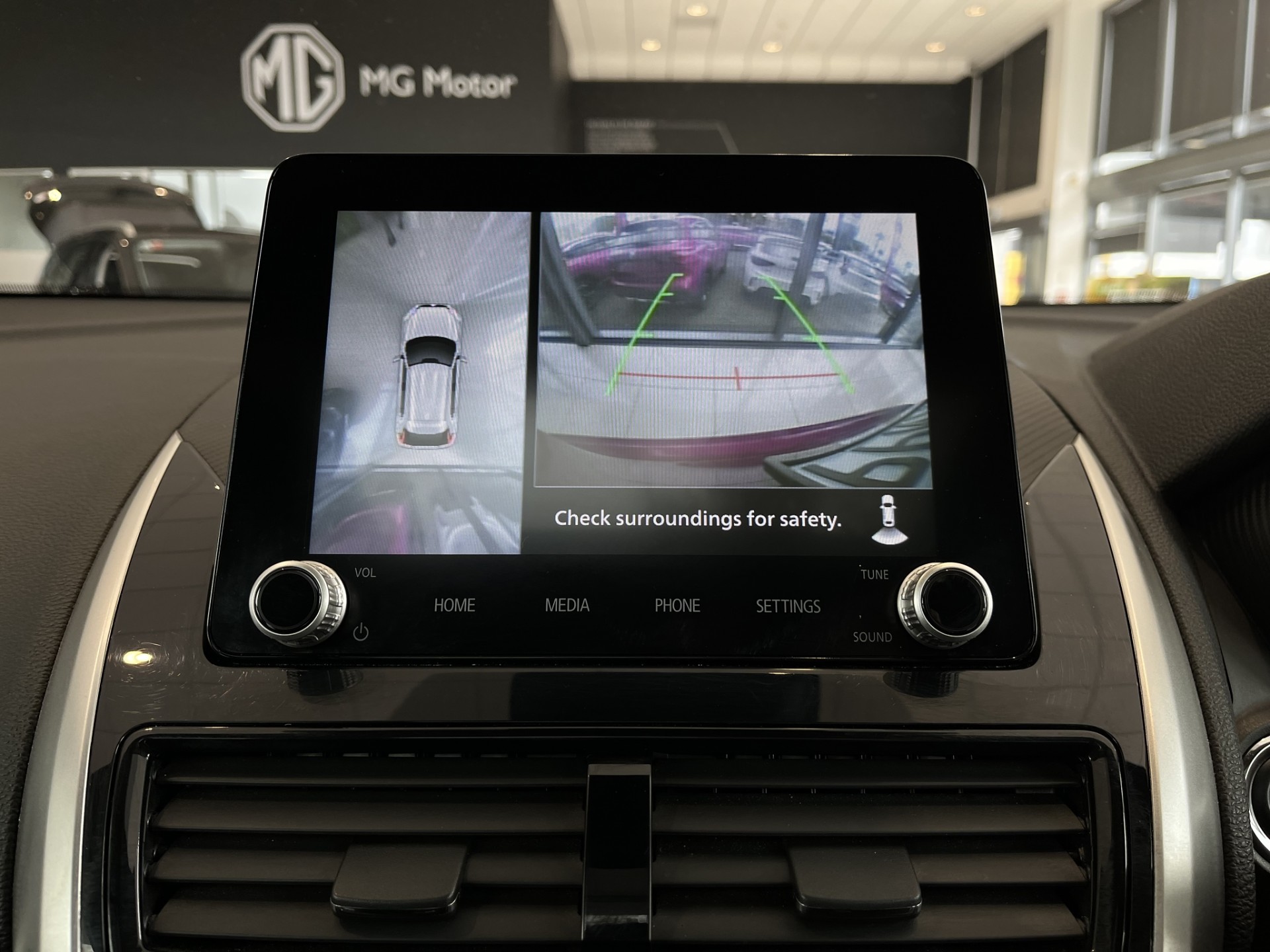 2022 Mitsubishi Eclipse Cross VRX 1.5PT /4WD Auto - Image 13