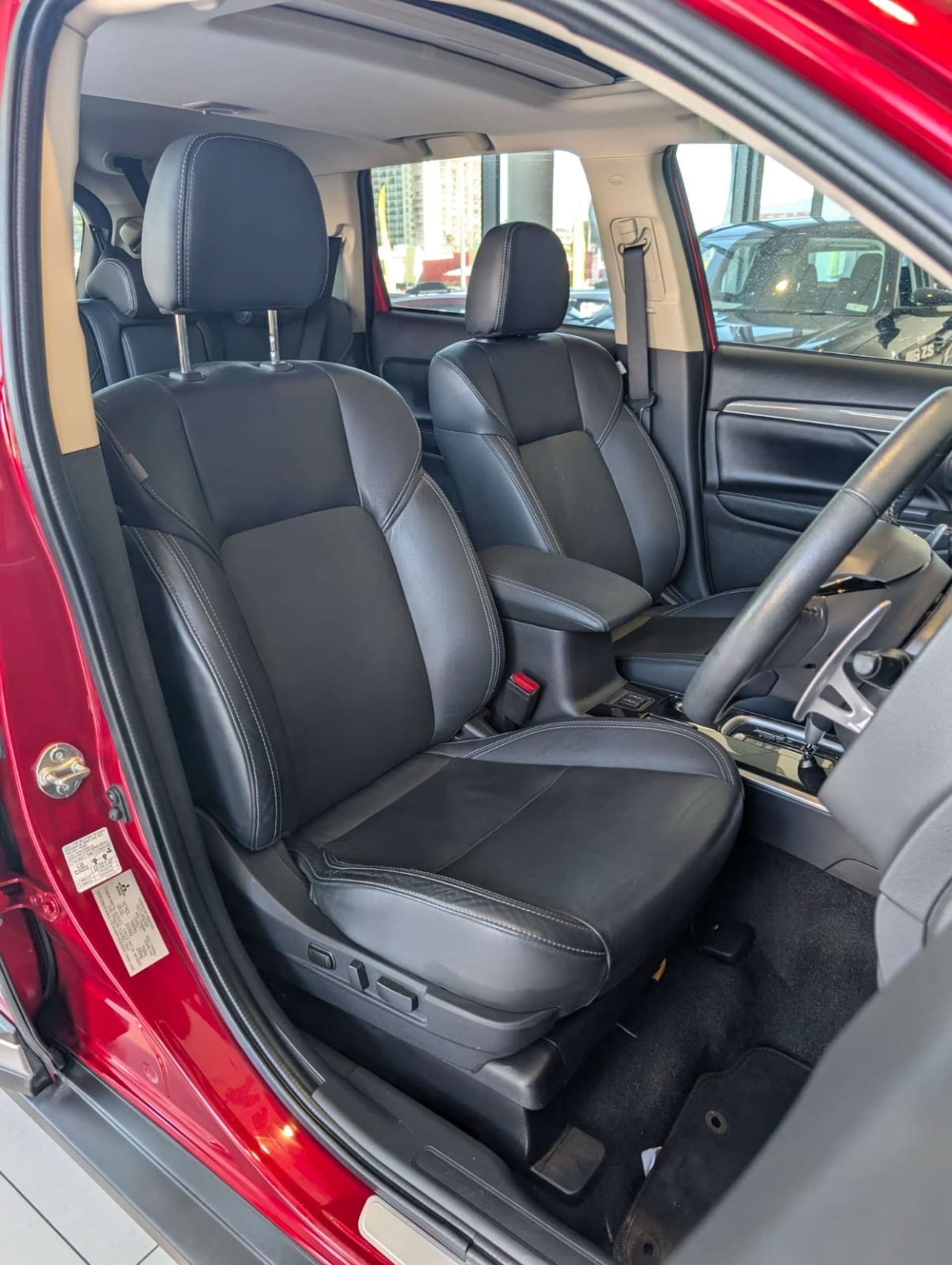 2022 Mitsubishi Outlander Vrx 2.4P/4Wd/Cvt - Image 11