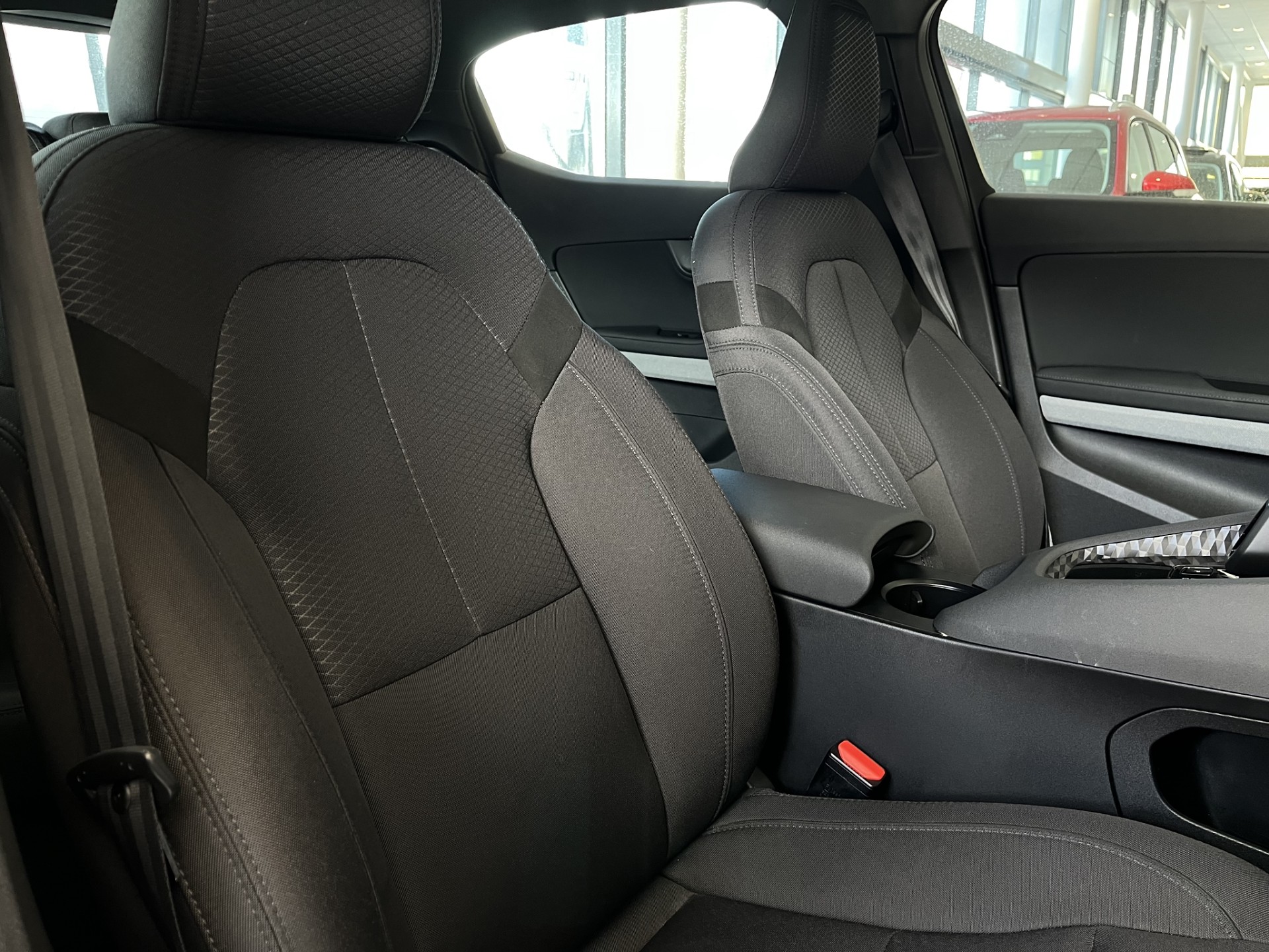 2022 Polestar 2 Srsm 69Kwh/Ev/Fd - Image 9