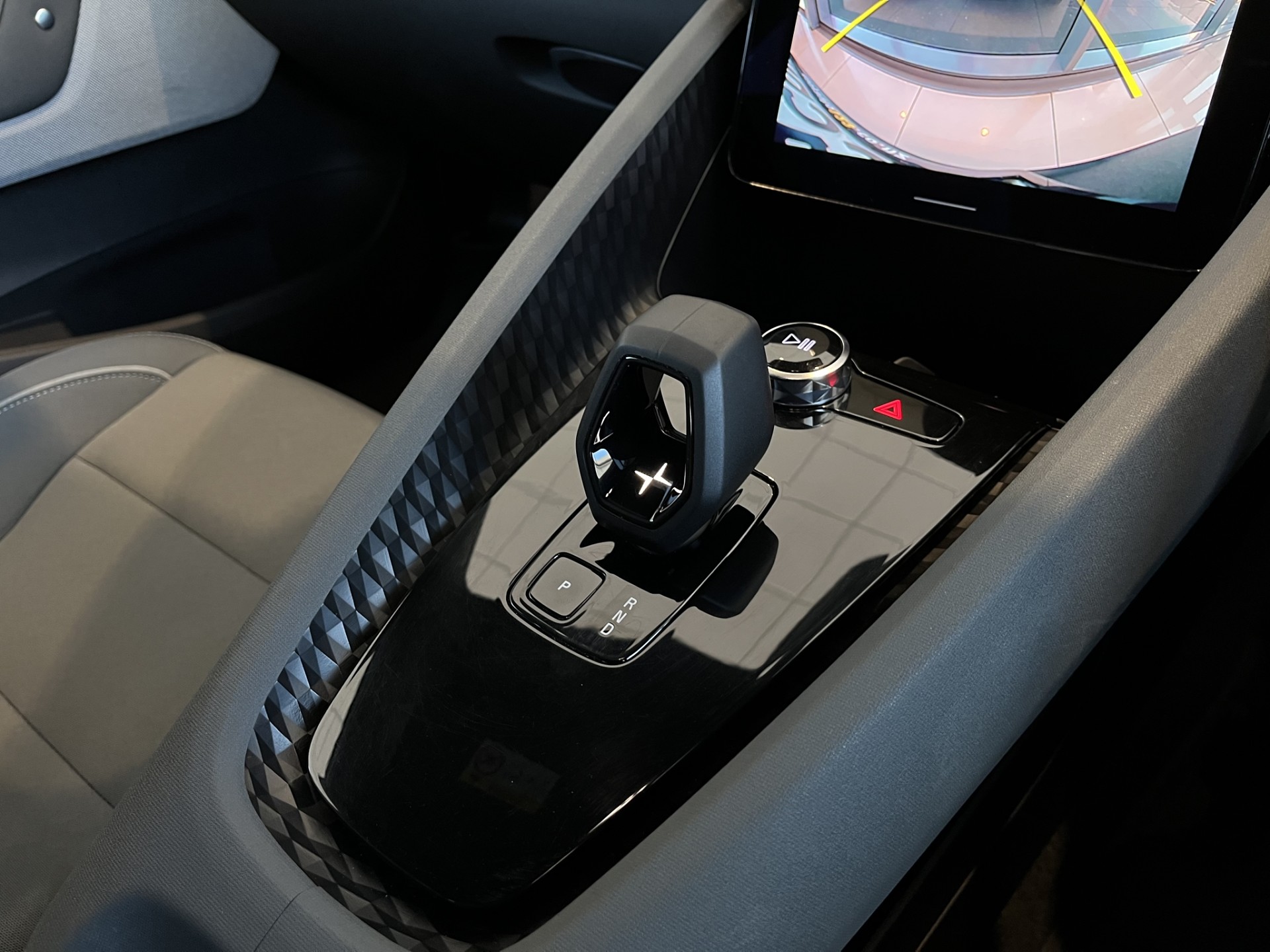 2022 Polestar 2 Srsm 69Kwh/Ev/Fd - Image 19