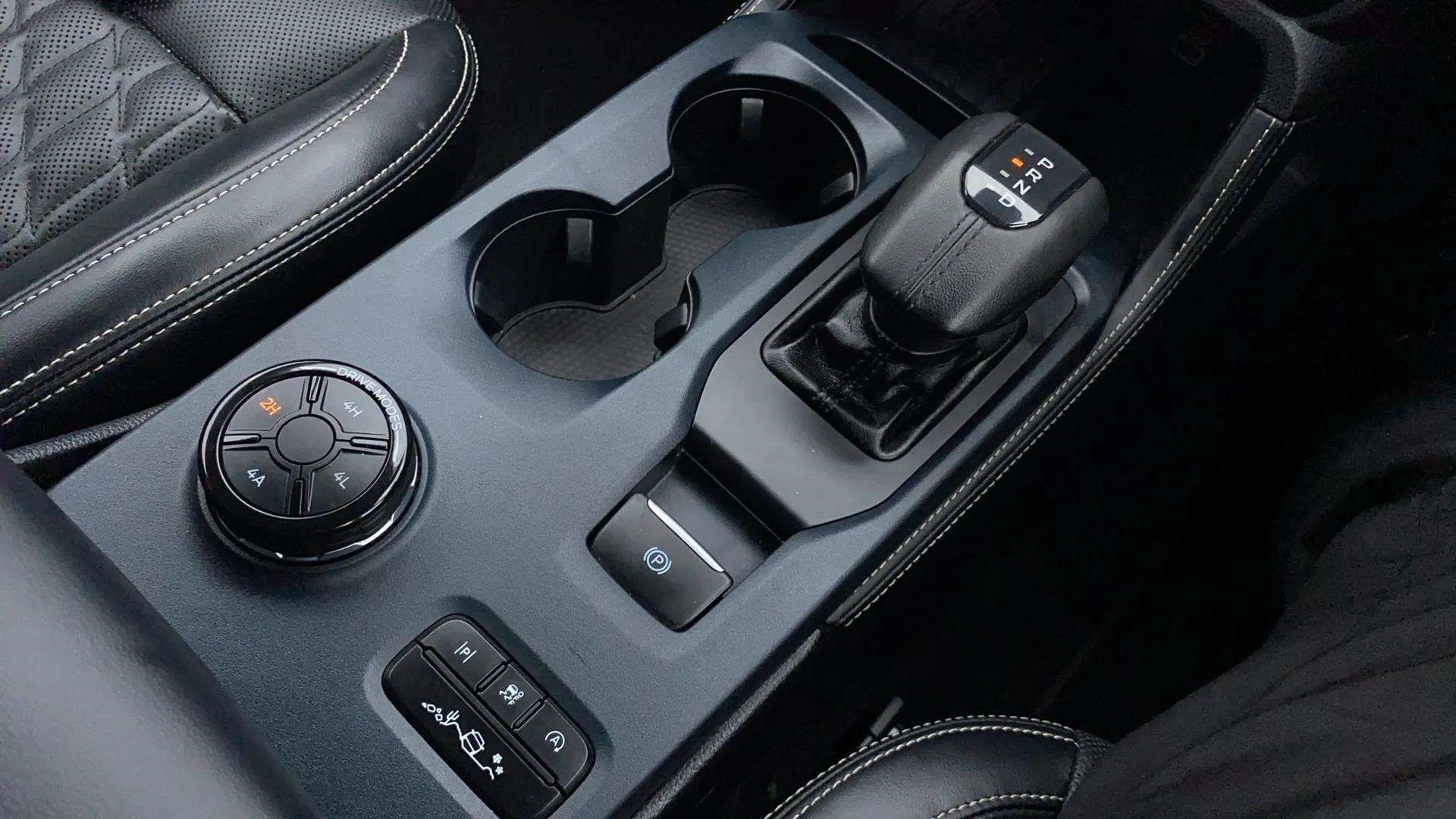 2023 Ford Everest Platinum 3.0D/4Wd - Image 19