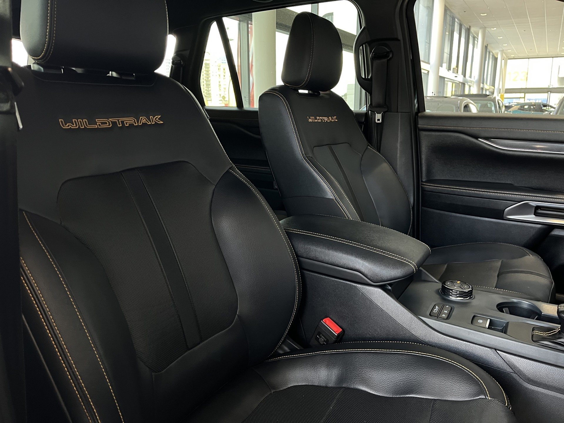 2023 Ford Everest Wildtrak 3.0D/4Wd - Image 10