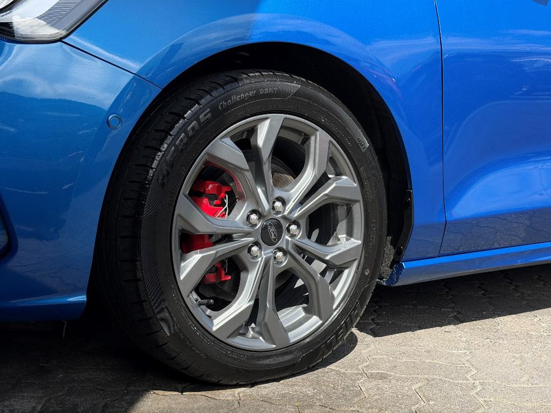 2023 Ford Focus ST-LINE X 1.0PMH - Image 3