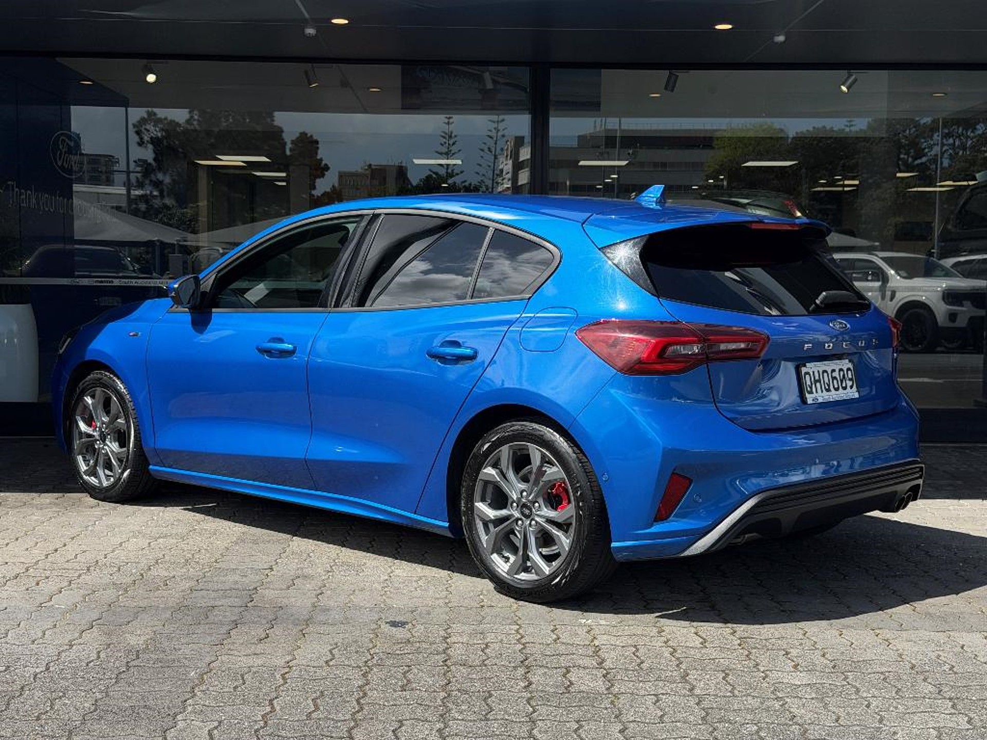 2023 Ford Focus ST-LINE X 1.0PMH - Image 7