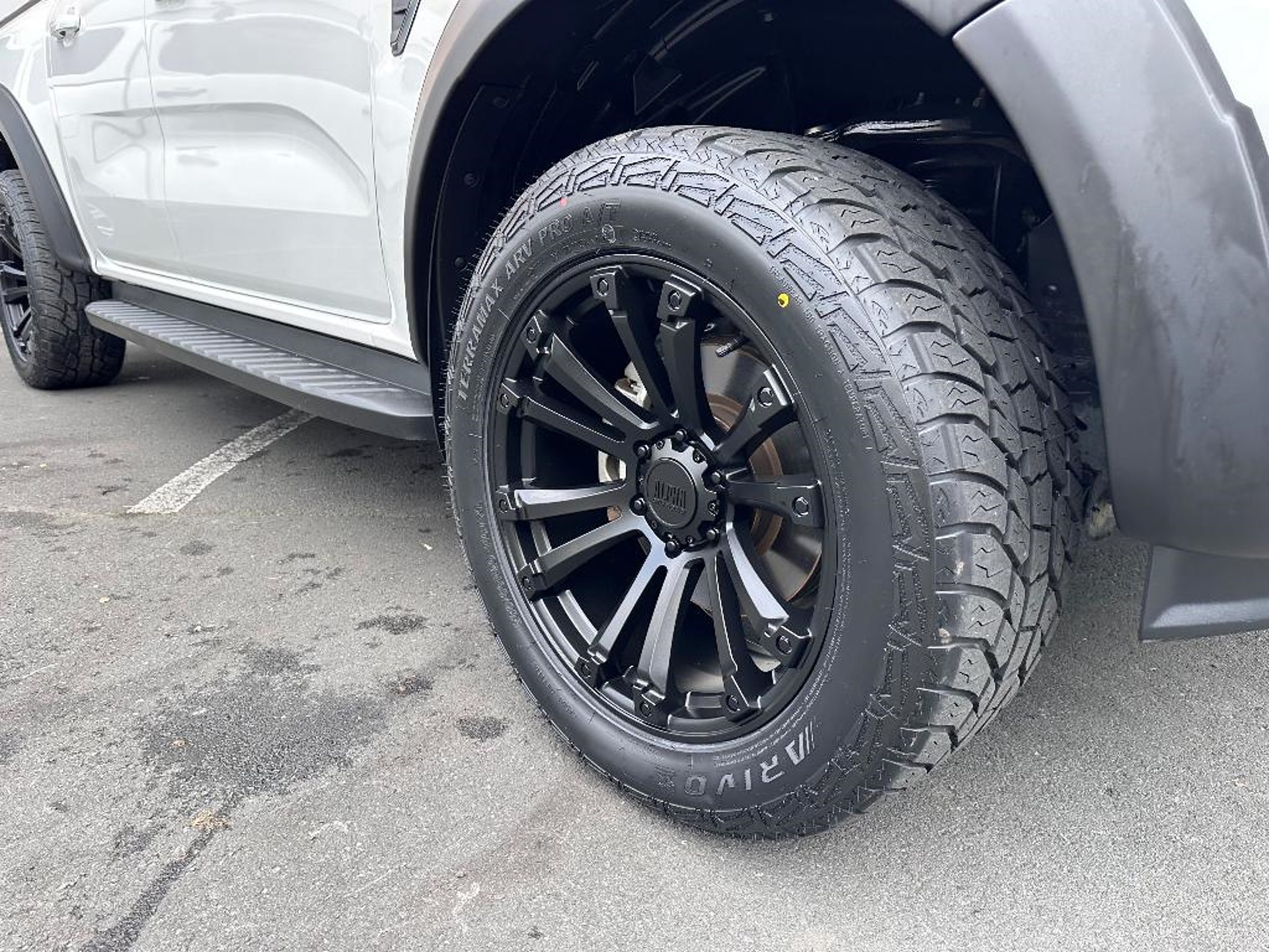 2023 Ford Ranger XLT 4x2 Double Cab - Image 10