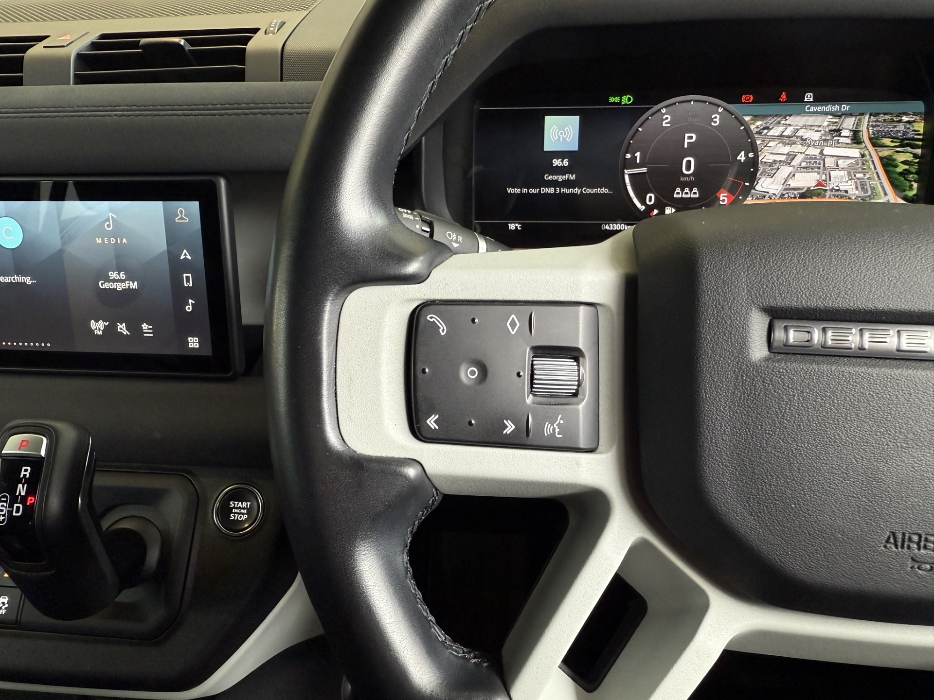 2023 Land Rover Defender 110 D240 S 2.0L DT 4WD - Image 12