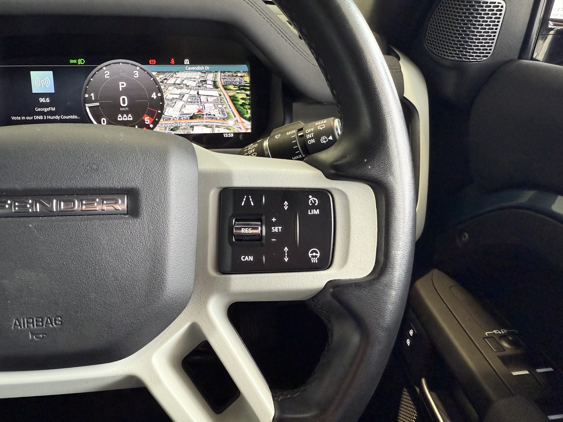 2023 Land Rover Defender 110 D240 S 2.0L DT 4WD - Image 13