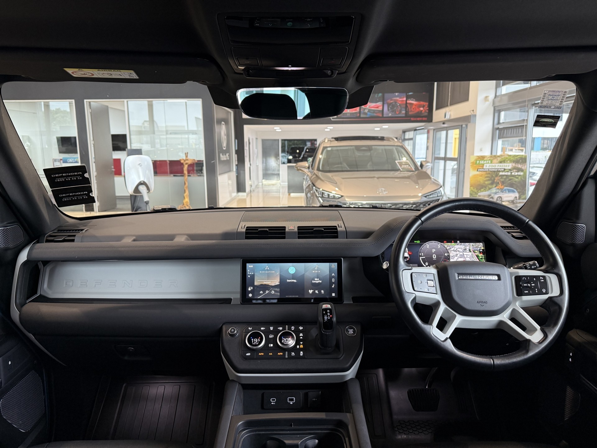 2023 Land Rover Defender 110 D240 S 2.0L DT 4WD - Image 15