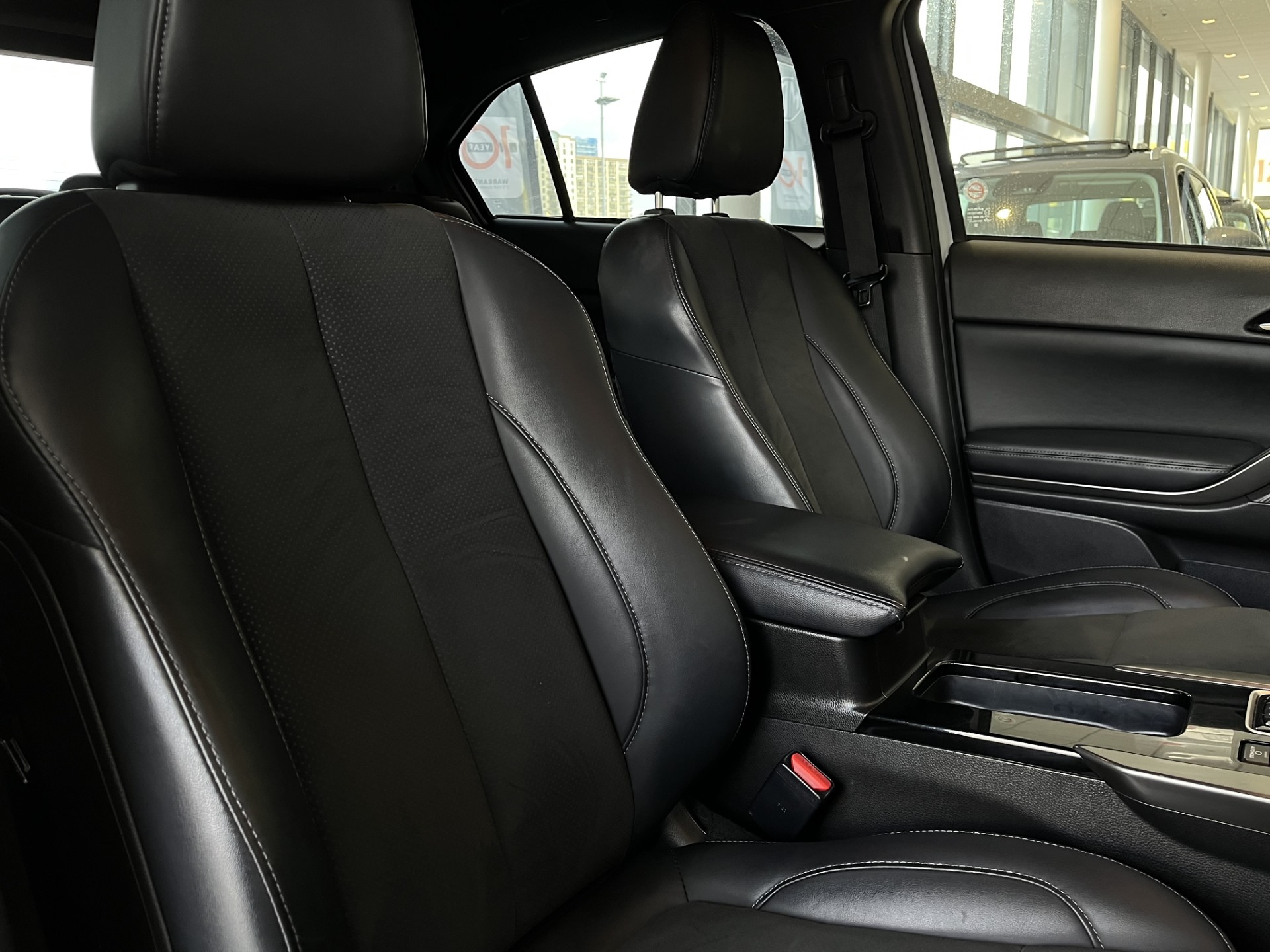 2023 Mitsubishi Eclipse Cross Sport Phev/4Wd/At - Image 9