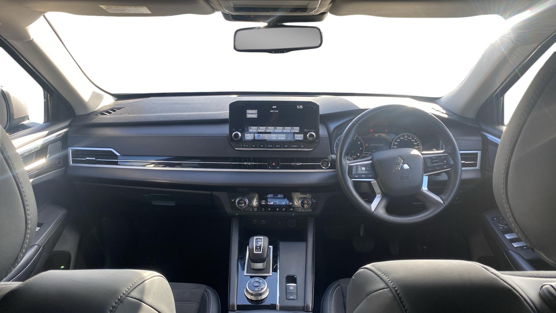 2023 Mitsubishi Outlander Xls 2.5P/4Wd/CVT 7-Seater - Image 10